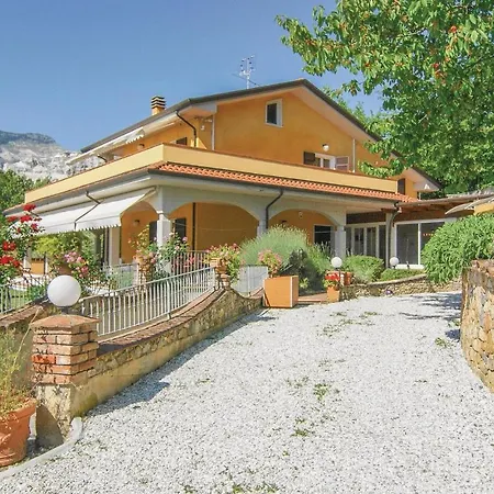 Tatil Evi Beautiful In Codena With Jacuzzi